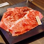 特選和牛大将軍 堀田店 - 特選和牛霜降り肉の焼きすきカルビ