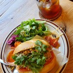 シー ザ フォレスト - 鯖のバインミー