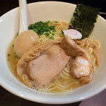 おおぜき中華そば店 - 【限定】淡麗塩そば（800円）＋味玉