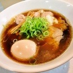 特製醤油ラーメン