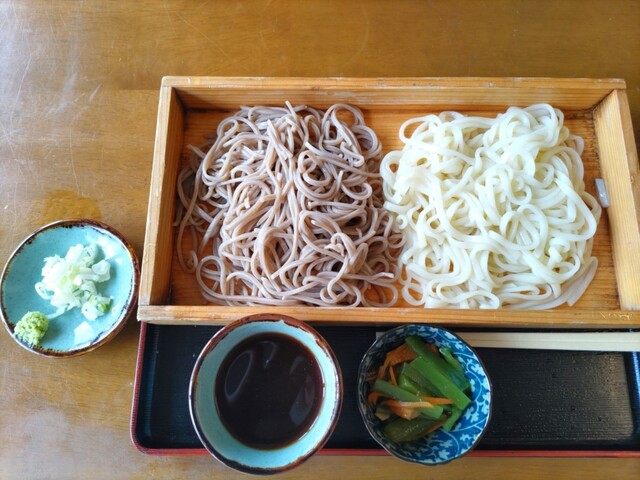 大川商店 - 藤島（そば）の写真