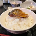 美味亭 - 煮鯖オンザライス♡