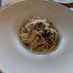 トラットリア カンパーナ ジロウマル - 家内の白身魚と青紫蘇のパスタ