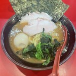 横浜ラーメン おか本 - 