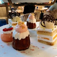 MAIN DINING sereno(THE MARK GRAND HOTEL) - 