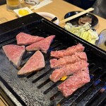 YAKINIKUEN 忍鬨 大阪梅田店