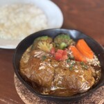 銀座 日東コーナー 1948 - 赤いロールキャベツ　ご飯