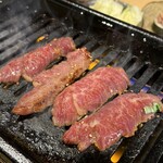 YAKINIKUEN 忍鬨 大阪梅田店