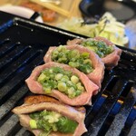 YAKINIKUEN 忍鬨 大阪梅田店