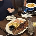 TGIフライデーズ - 