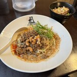 175°DENO担担麺 - 汁なし担々麺と炙りチャーシュー飯