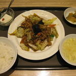 中華旬菜 レッドクリフ - 料理写真:ホイコーロー定食