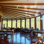 オチガビ - 目の前一面に広がる収穫直近のぶどう畑！美しい〜