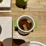 ノースコンチネント MACHI NO NAKA - セットの赤味噌のお味噌汁