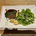 ノースコンチネント MACHI NO NAKA - 八丁味噌とプルーンのデミグラス、安藤さん家の黒毛和牛仔牛