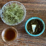 古謝そば屋 - 海ぶどう　もずく