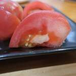 炭火ジンギスカン いい田屋 - 冷やしトマト　函館産