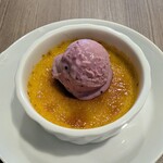 ブッフェダイニング ケッヘル - みよいさん家のかぼちゃ"くりりん"のブリュレ　ハスカップアイス
