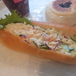 本牧館 - チキンサラダドッグ