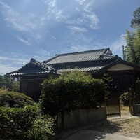 AKAI - 