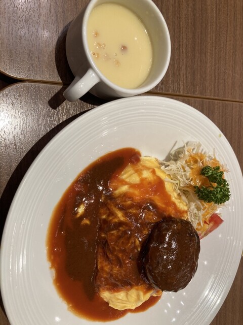 Mitsuke Tei Ario Oo Ten photo 2