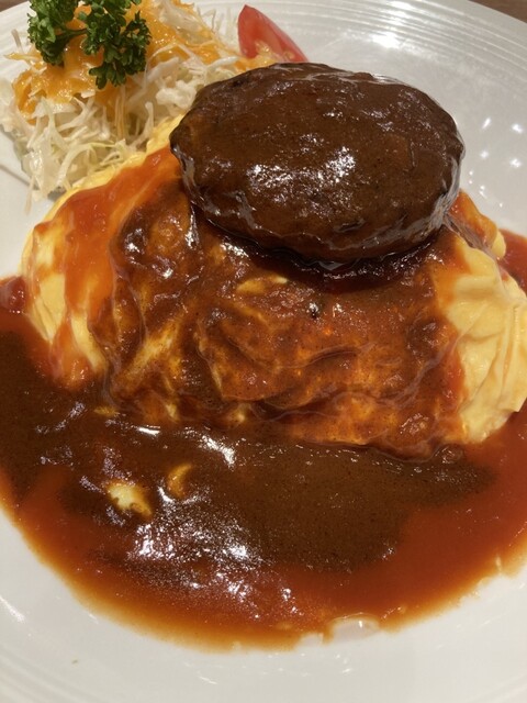 Mitsuke Tei Ario Oo Ten photo