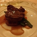 クイーン・アリス - 牛フィレ肉の網焼き ワサビ風味