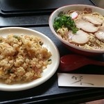 カフェレスト木鶏 - ラーメン＋焼飯