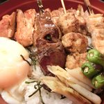 溜池 酉玉 - <'14/10/16撮影>限定 串焼丼 1100円 のつくね、レバー、笹身、焼鳥、長葱、しし唐、温泉玉子