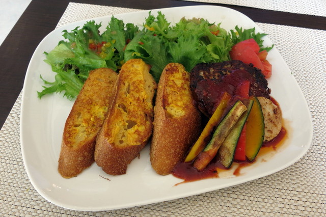 昼はフレンチトースト 夜はイタリアンがいただける 香里園駅近くに誕生したおしゃれカフェ Liberte リベルテ さん By やんやんこ リベルテ Liberte 香里園 カフェ 食べログ