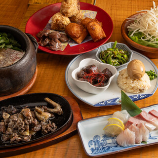 名物メニューを堪能！お得な飲み放題付きコースをご用意◎