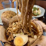 焼豚中華そば専門 しげる - 