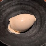 蒼 - 比内地鶏卵と花の香酒造赤酒のアイスクリーム