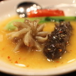 趙楊 - ナマコとヤクのペニス四川漬物唐辛子煮込み