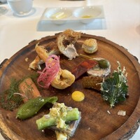 ル・ニコ・ア・オーミナミ - アミューズ