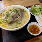 DA NANG - スペアリブのブン