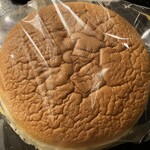 焼きたてチーズケーキ りくろーおじさんの店 JR新大阪駅中央口店 - 