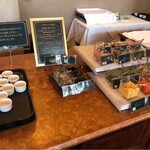 ホテルヨーロッパ - オムレツにいれる具材を選べます