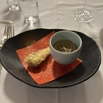 日光金谷ホテル - 野州鶏と蓮根、松茸のフラン　松茸のベニエ添え