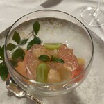 日光金谷ホテル - 二段目が白鳳のコンポート