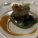 日光金谷ホテル - 甘鯛の鱗焼き　下が京まんじゅうの揚げ出し　空芯菜　アメリケーヌとソースは2種