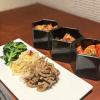 蕃 YORONIKU - 