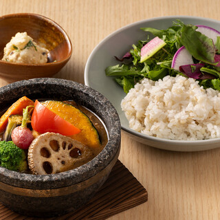 待望の薬膳スープカレーが復活！！