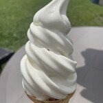 ヤツレン ソフトクリーム売店 - 