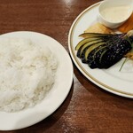 Homer - 鮮魚のムニエル 1500円+ ライスとサラダセット 800円