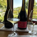 オチガビワイナリー - スパークリング二種。シャルドネが美味しかった！