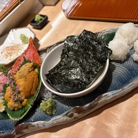 対馬のどぐろとイカ活き造り 博多 魚蔵 都ホテル店 - 