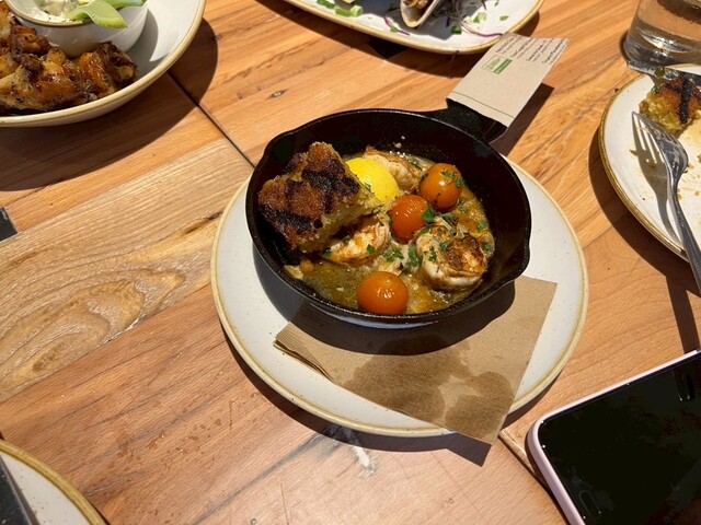 sale❣️ハワイ女神（材：モンキーポッド） Monkeypod Kitchen Ko Olina, Oahu （モンキーポッド・キッチン