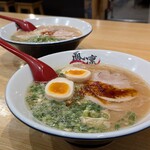 らーめん屋 鳳凛 - 料理写真: