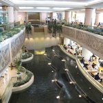 なだ万 - 空間をたっぷり使ったホテル内